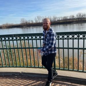 Meet your Posher, Skyler